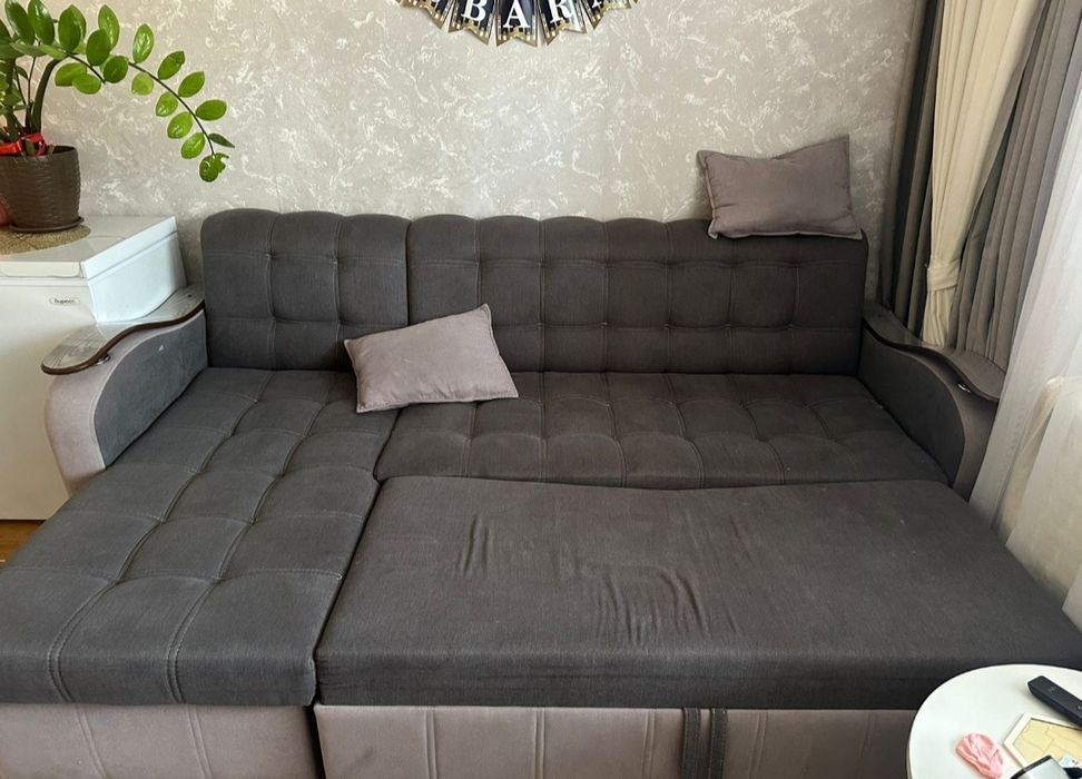 Продам Диван Угловой