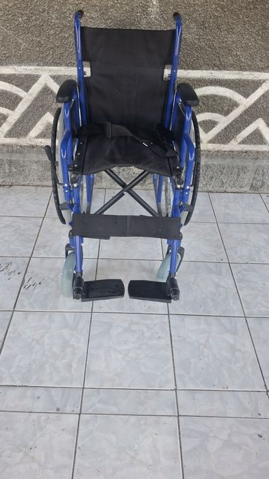 Инвалидная коляска