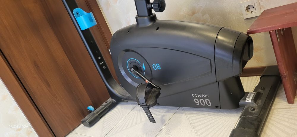 Велоергометър, колело - самозахранващо се.