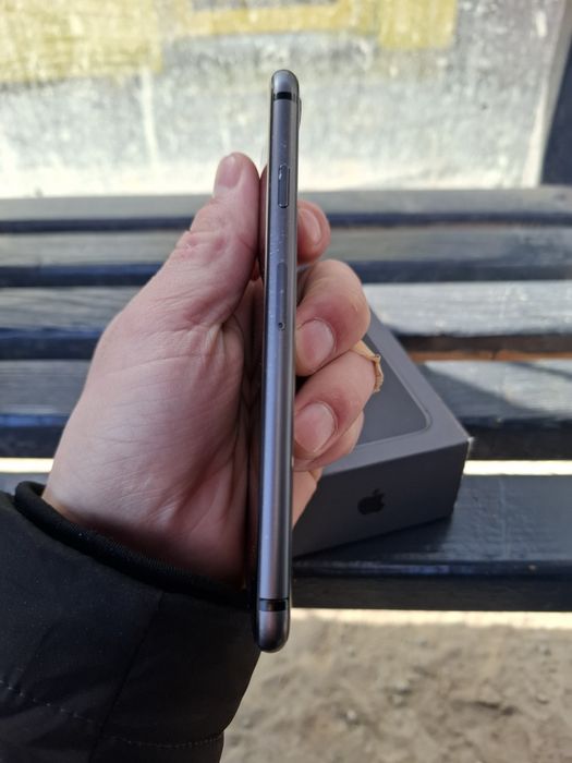 Iphone 8 с хорошим состоянием