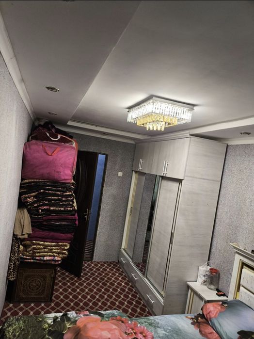 2 xonali kvartira sotiladi narxi kelishiladi