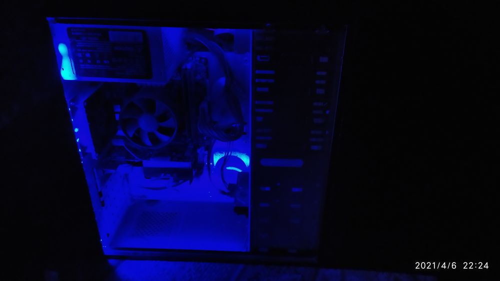 Продается настольный компьютер