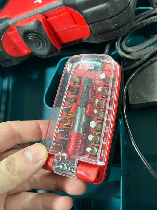 Винтоверт Makita  DHP487 комплект