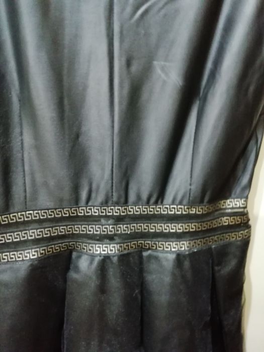 Черна официална рокля