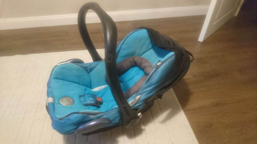 Кош за кола MaxiCosi + безплатна доставка