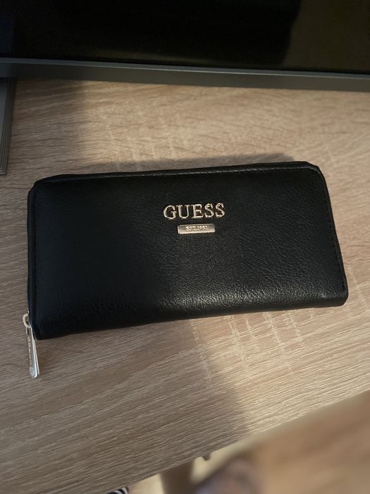 Portofel simplu sau dublu Guess