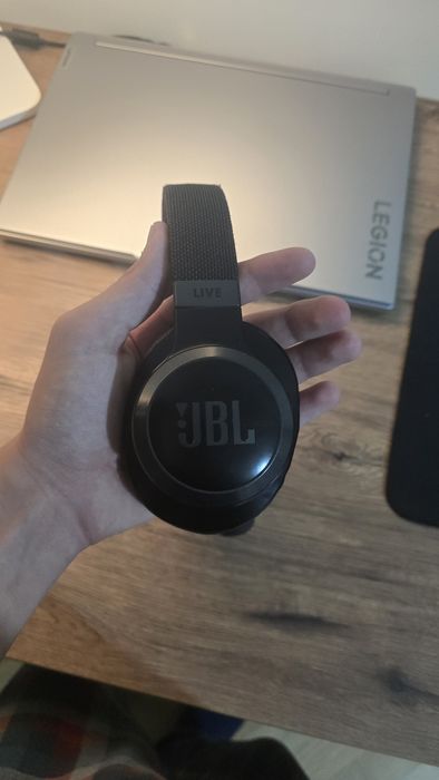 Наушники JBL Live 660NC