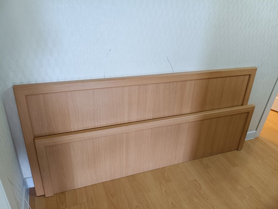 Двухспальная кровать