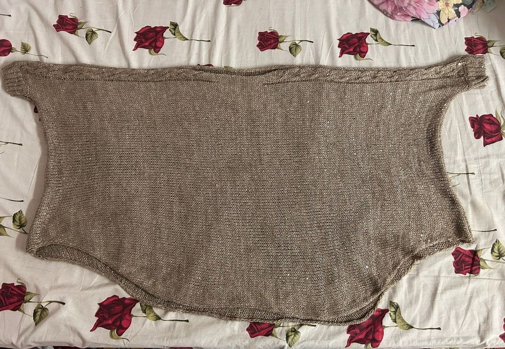 Pulover tricotat larg