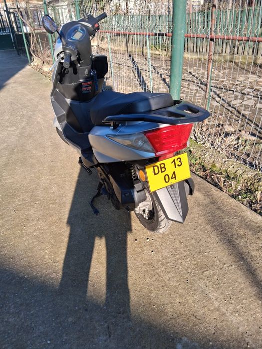 Vand Scuter fara permis