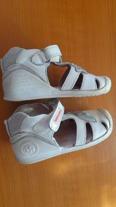 Sandale piele Biomecanics marimea 21