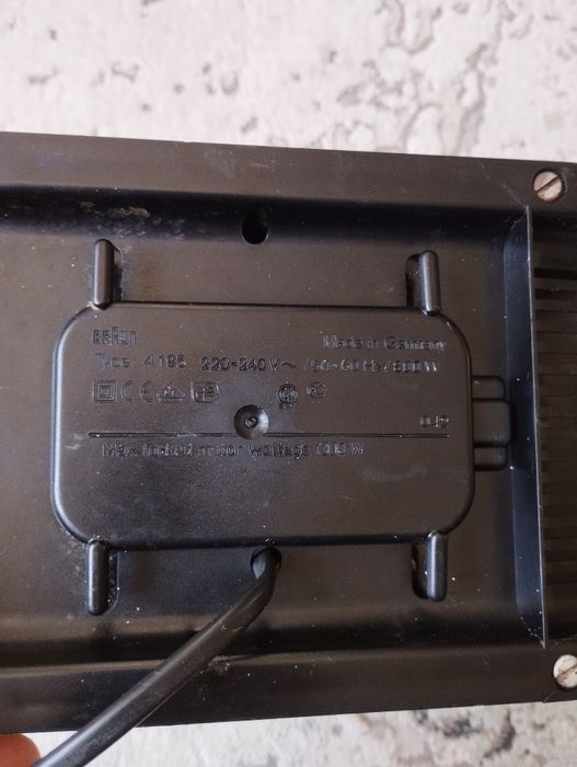 Продам элетро мясорубку BRAUN