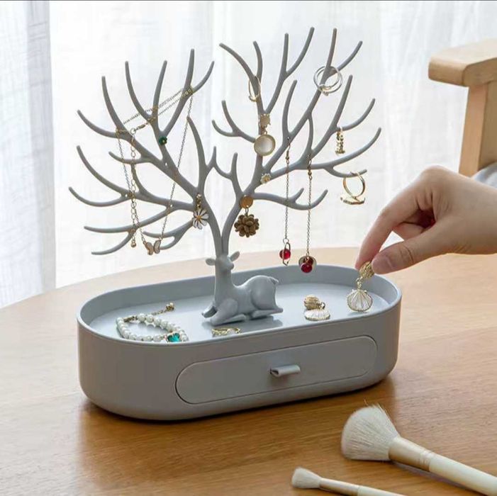 Шкатулка для украшений