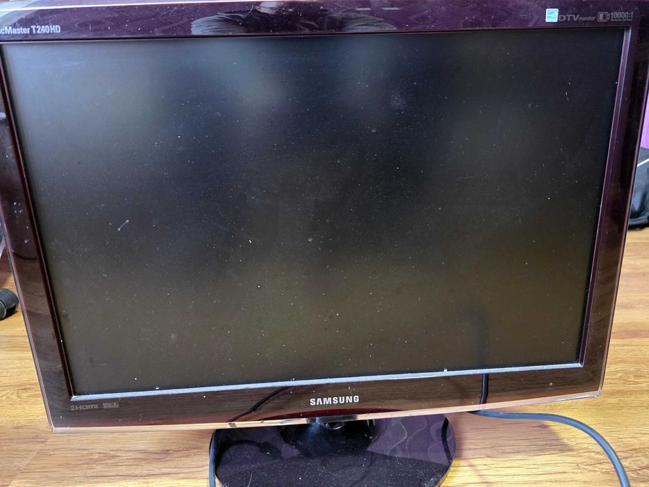 Монитор Samsung 24 инча