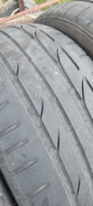Гуми  225/45/17 bridgestone