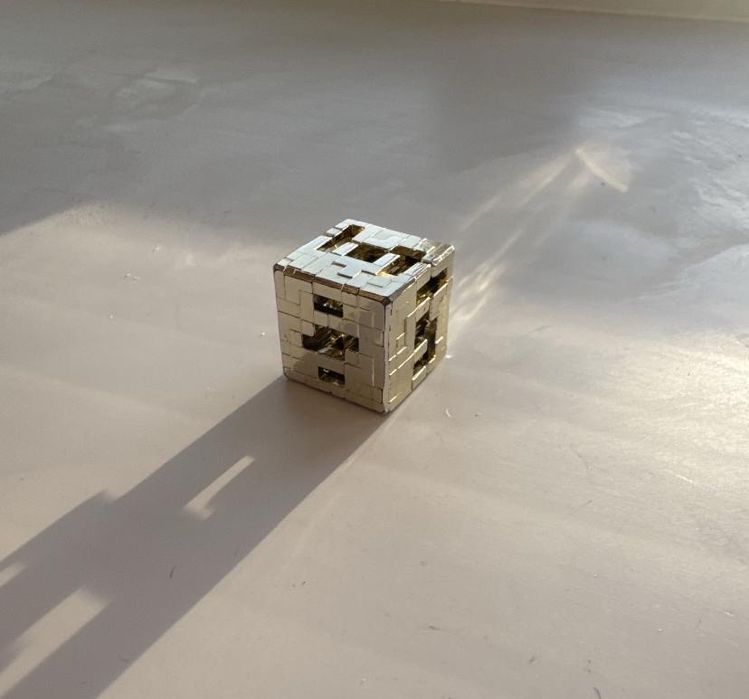 kinder joy золотой блок