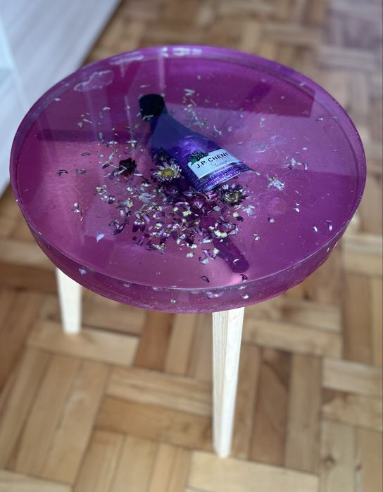 Арт масичка от епоксидна смола