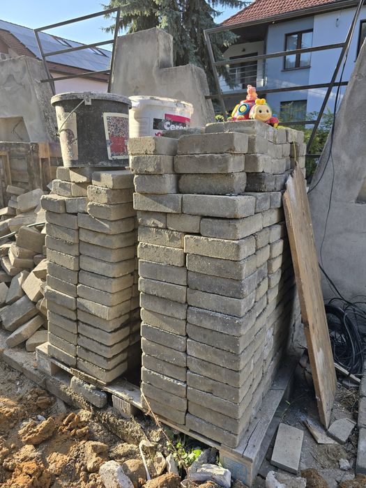 Pavaj beton 140x210x60mm 10 lei/mp Europa Cluj Napoca