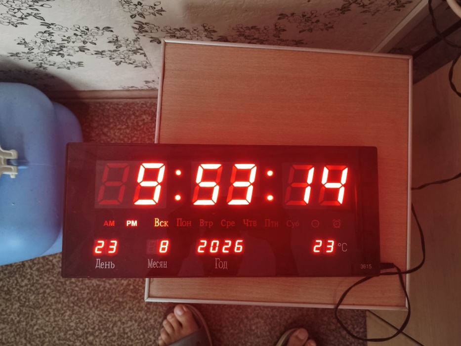 Светодиодные Led часы 3615