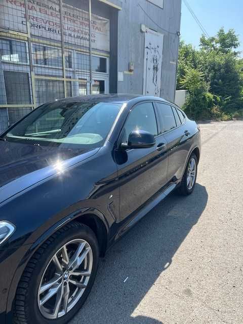 BMW X4 xDrive20d  M Packet 2021-95000km-primul proprietar -impecabil