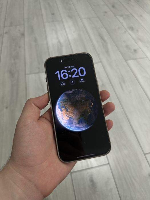 Продам Iphone 16Pro Max