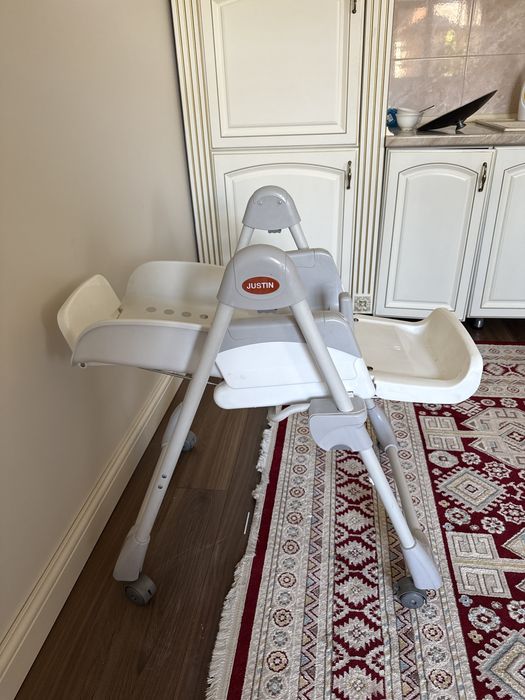 Кухнный столик для детей