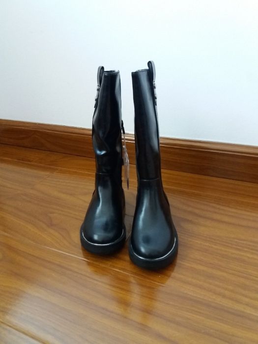 cizmulita zara fetite