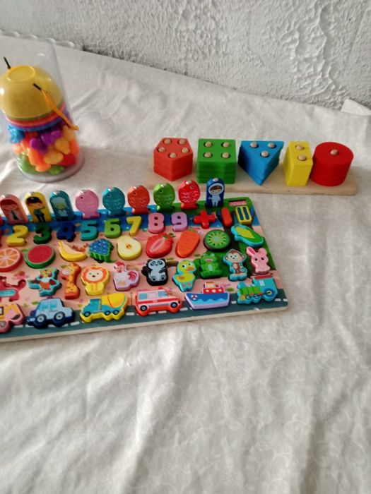 Развивающие игрушки