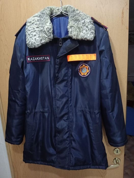 Продам зимнюю спец форму