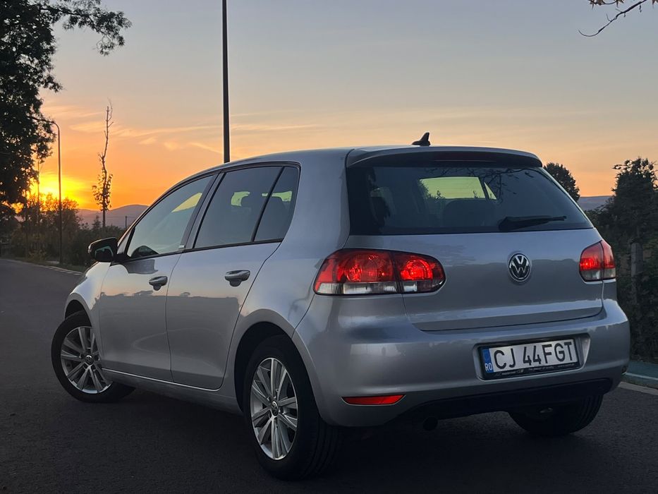 Volkswagen Golf 2011 diesel, 4.742 € — imagine 4