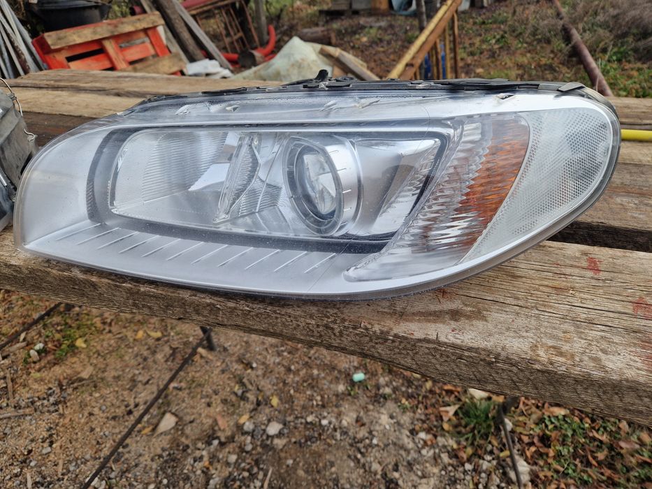 Фарове за волво v70, xc70, s80