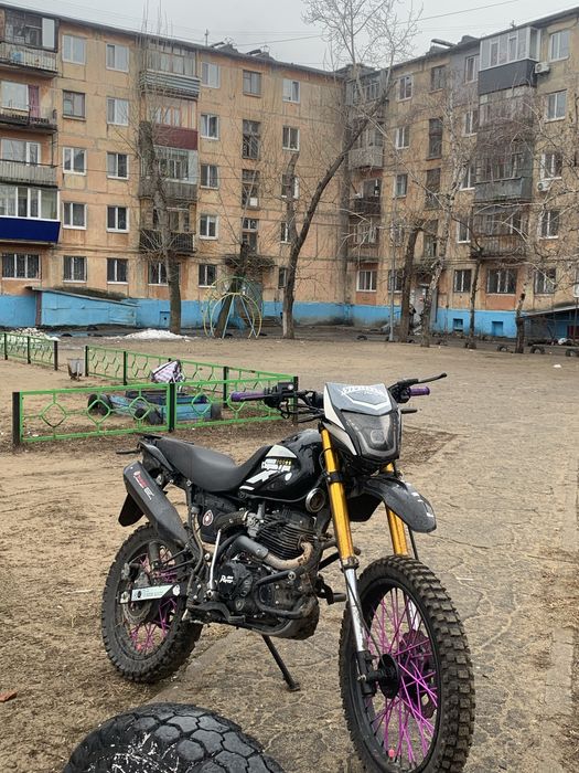 Продам мотоцикл 250сс