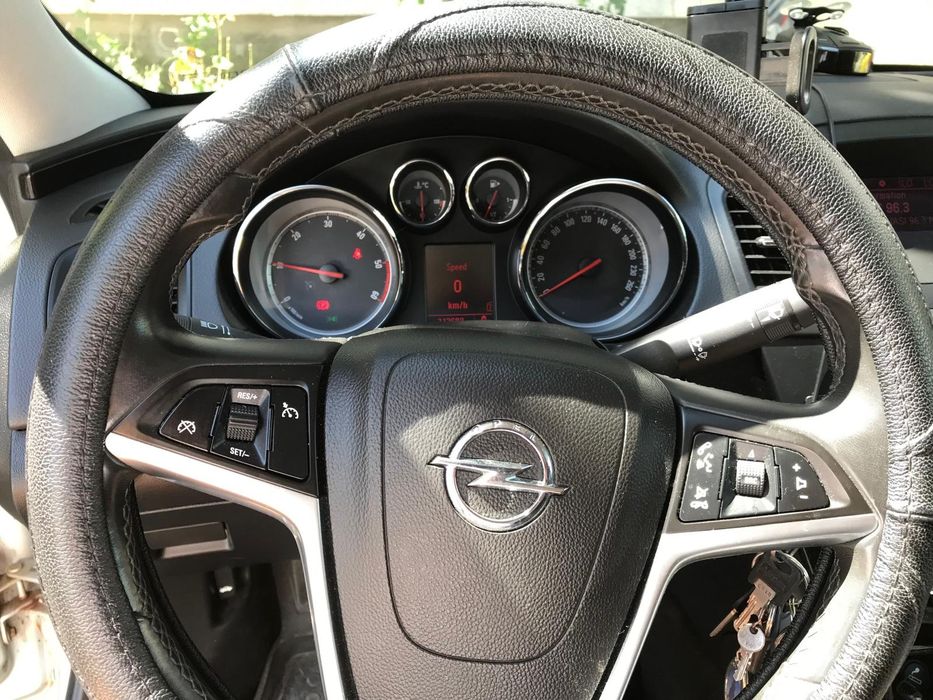 Vand opel insignia 2011 2.0