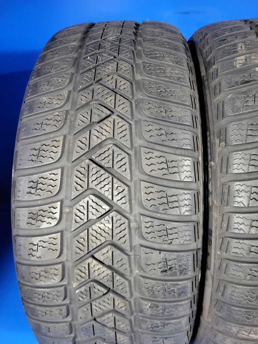Vand set 4 anvelope m+s iarna 225 45 18 Pirelli Sottozero foarte bune