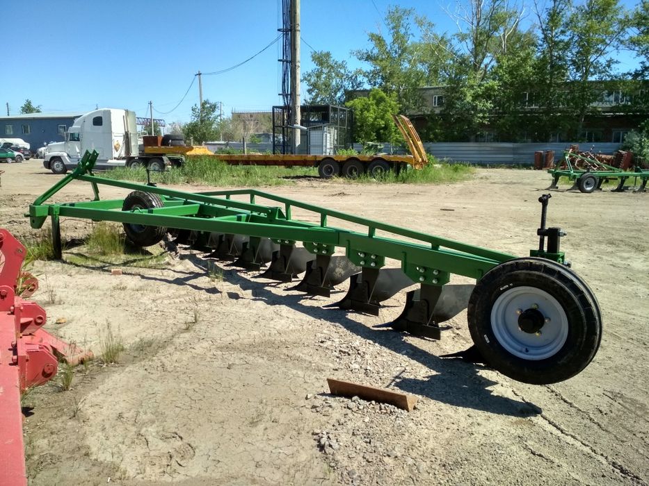 Плуг навесной ПН 10-35