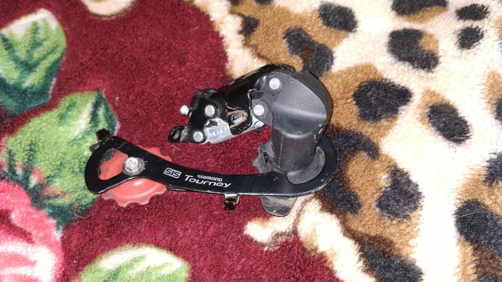 Запчасти на велик