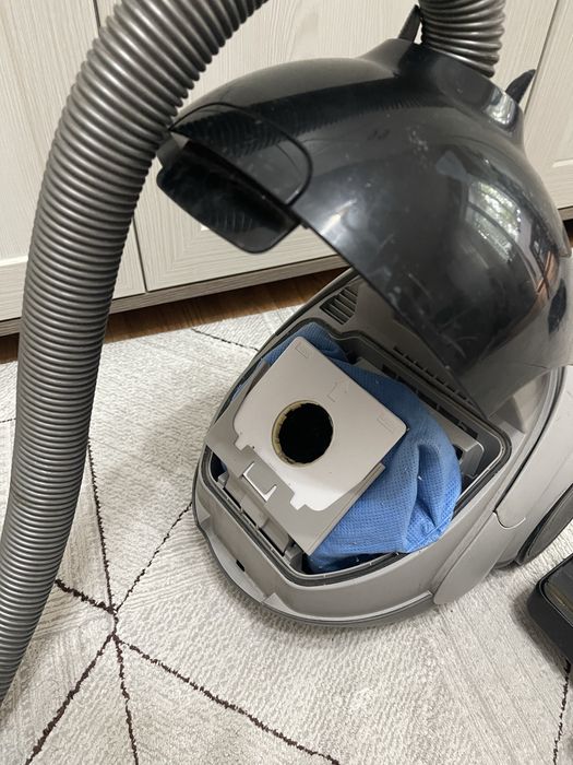 Пылесос Samsung 1800 W