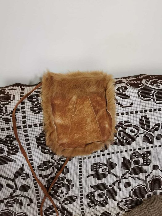 Gentuta Favior piele intoarsa
