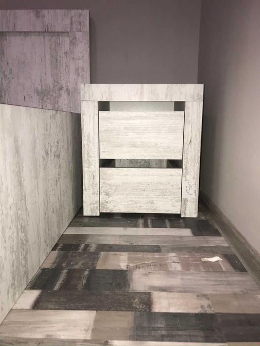 Мебели и кухни по поръчка. Обзавеждане за дома и офиса