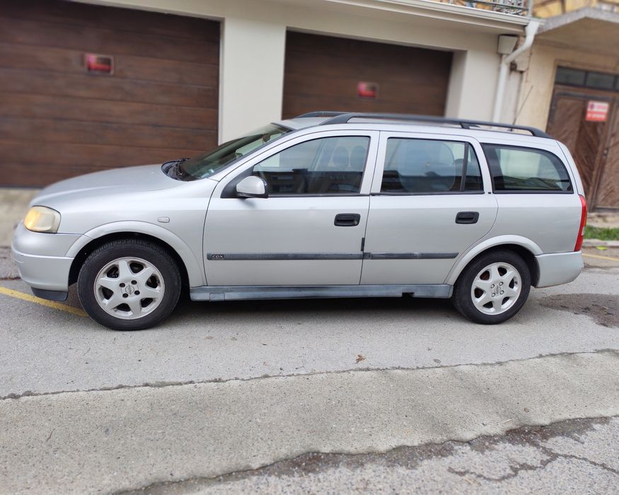 Opel Astra продавам