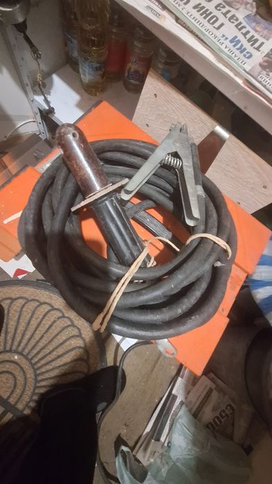 Елвктрожен Български 250 лв.