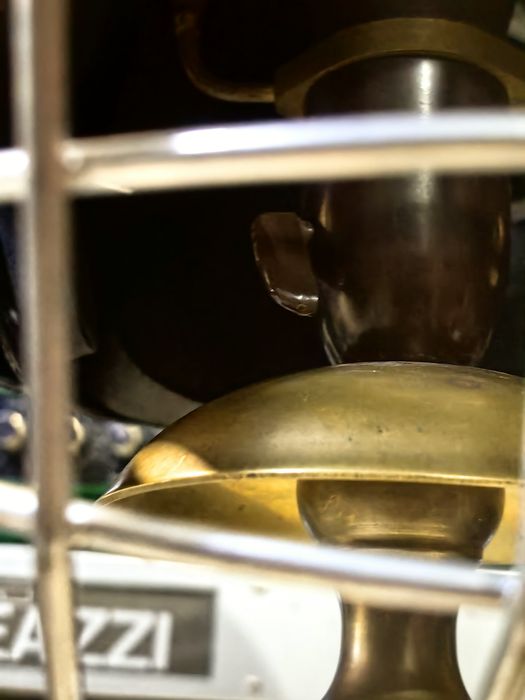 Масивна бронзова лампа - хокей