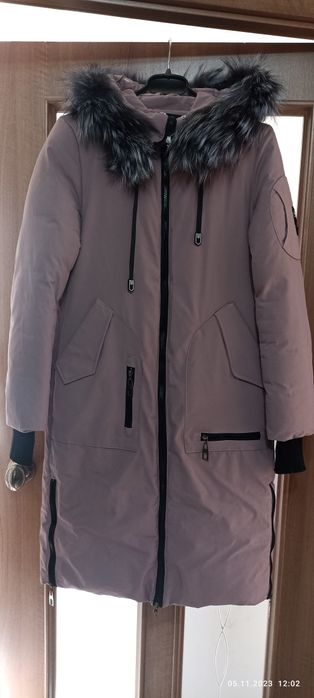Зимний плащ на девочку11-12лет