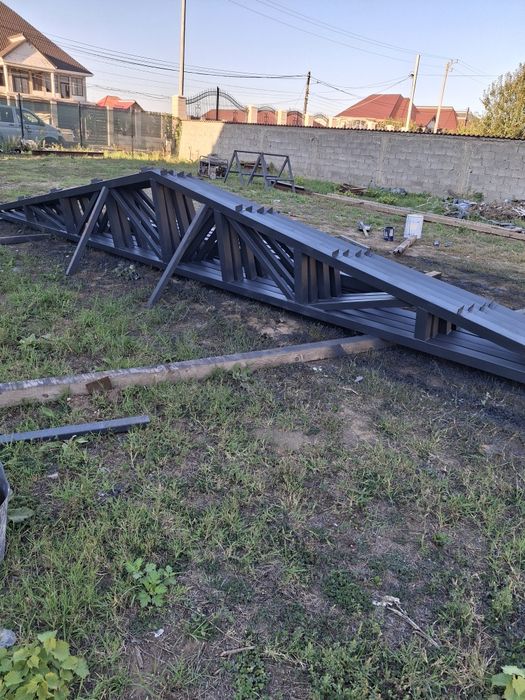 Vând structura metalica 8x15x4
