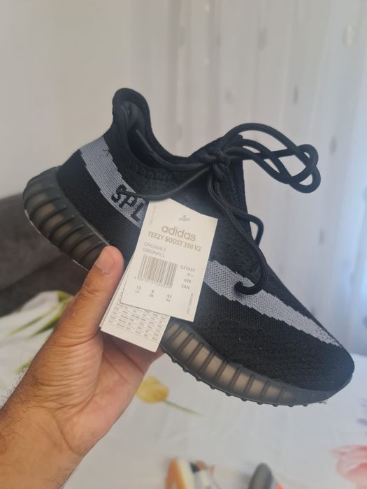 Yezzy noi cu eticheta toate marimile