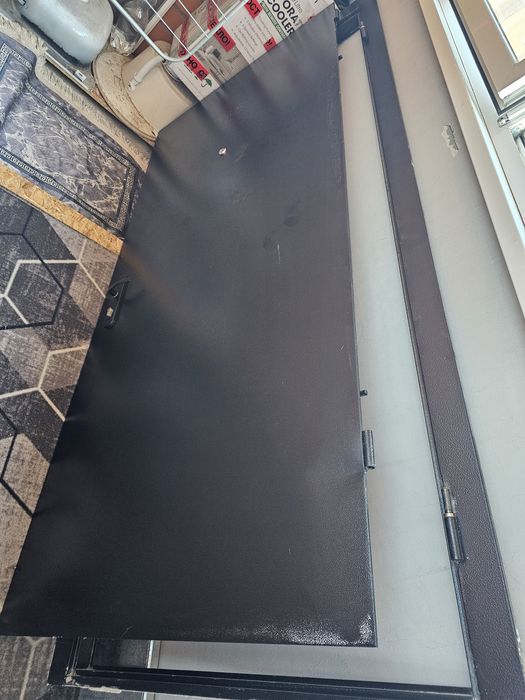 Продам дверь входная