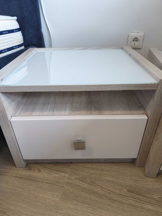 Comoda și două noptiere