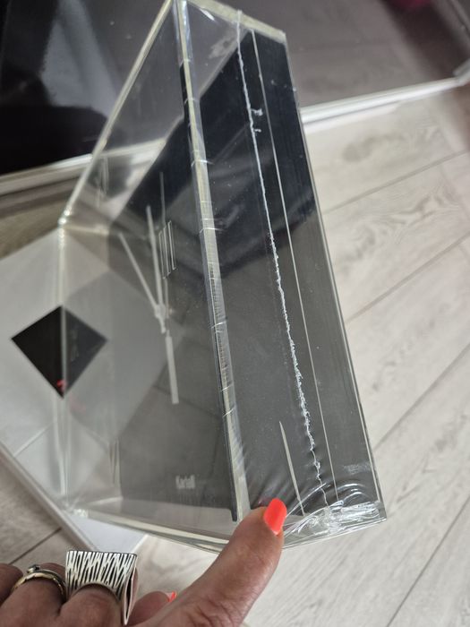 Ceas Kartell negru 30x30 cm