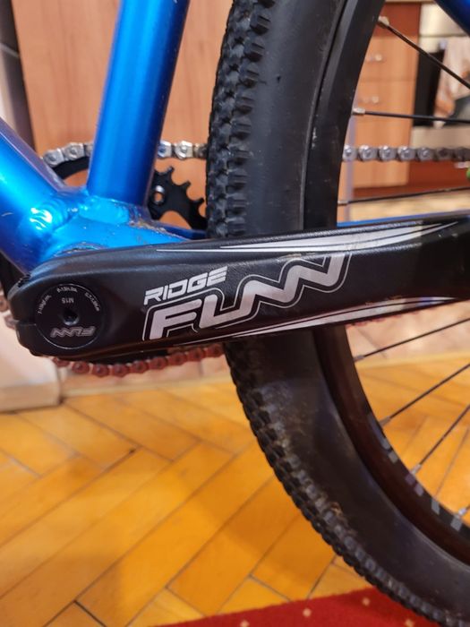 Dirt jumper Canyon stitched