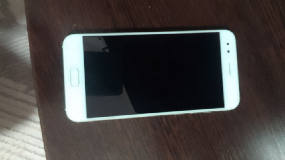 Продам Asus zenfone